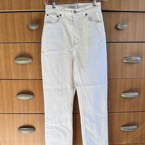 Abercrombie & Fitch Cream Ankle Jeans
